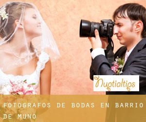 Fotógrafos de bodas en Barrio de Muñó